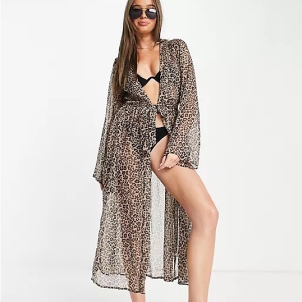 Brave Soul kimono with belt tie detail in leopard print. NEW